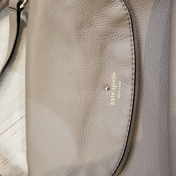 Kate Spade gray pebbled leather shoulder bag - Picture 3 of 7